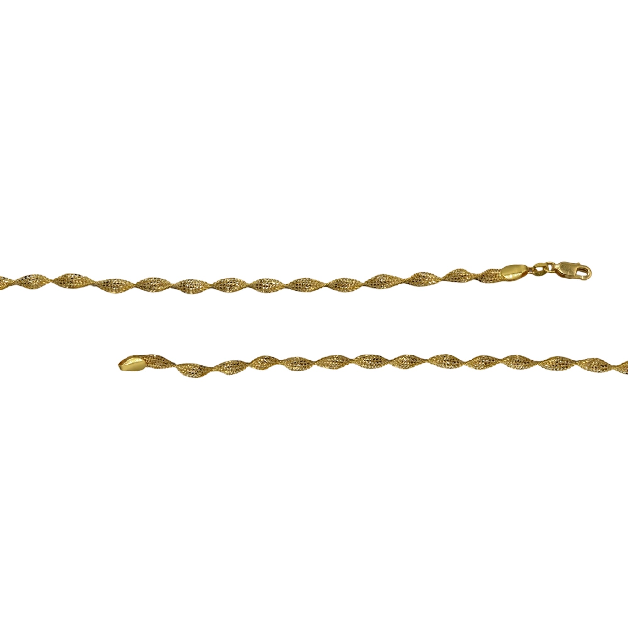 LR Chain Full Twist Necklace
